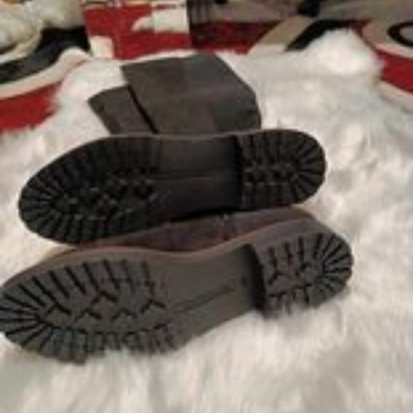 Bandolino (Faithe 2 Over-the-Knee Boot) - Picture 5 of 5